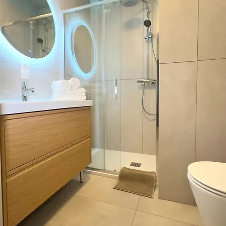 Modern Sunny Close To Cente Szczecin