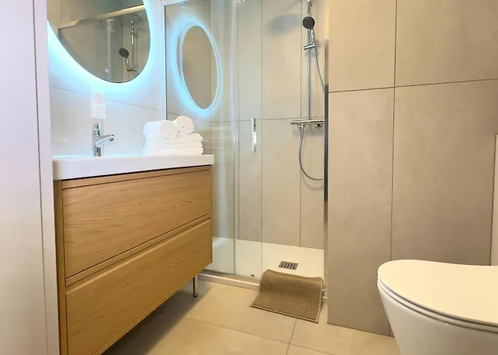 Modern Sunny Close To Cente Szczecin